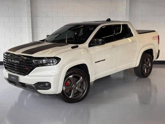 RAM RAMPAGE 2.0 HURRICANE 4 TURBO GASOLINA R/T 4X4 AUTOMÁTICO